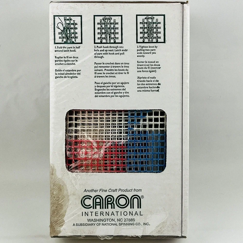 WonderArt Caron 4700 Patriot Latch Hook Kit 12x12 Red‎ White Blue Flag Made USA